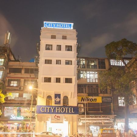 City Hotel Mumbai  Buitenkant foto